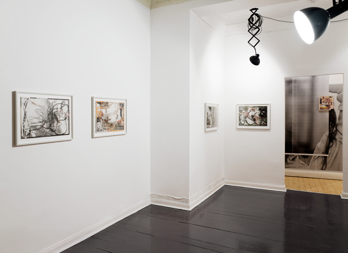 Peter Freitag -- Ausstellung "Read Between The Lies" monarc, Hamburg 2014